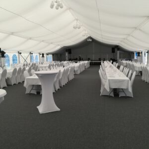 Innenhimmel Eventzelt Teppichboden Hussen Bankettbestuhlung Innenhimmel Eventzelt Teppichboden Hussen Bankettbestuhlung
